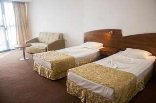 Отель Grand Hotel Sunny Beach - All Inclusive Солнечный Берег Двухместный номер с 1 кроватью или 2 отдельными кроватями и балконом (для 2 взрослых) - Все включено-2